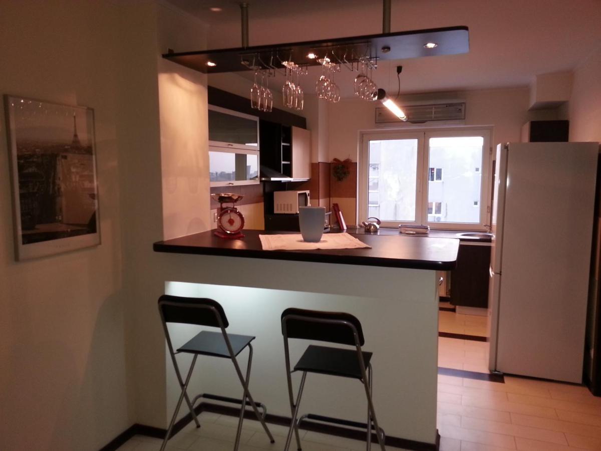 Apartment 3 Rooms Elegant Bukarest Exterior foto