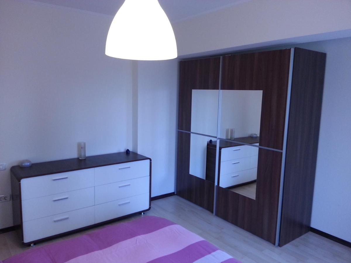 Apartment 3 Rooms Elegant Bukarest Exterior foto